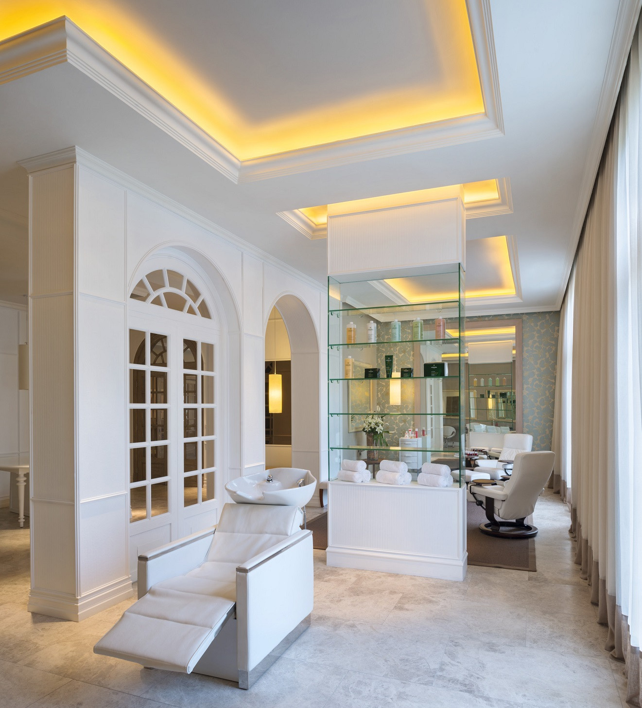 str3459sp-130657-Iridium-Spa-Hair-and-Nail-Salon.jpg