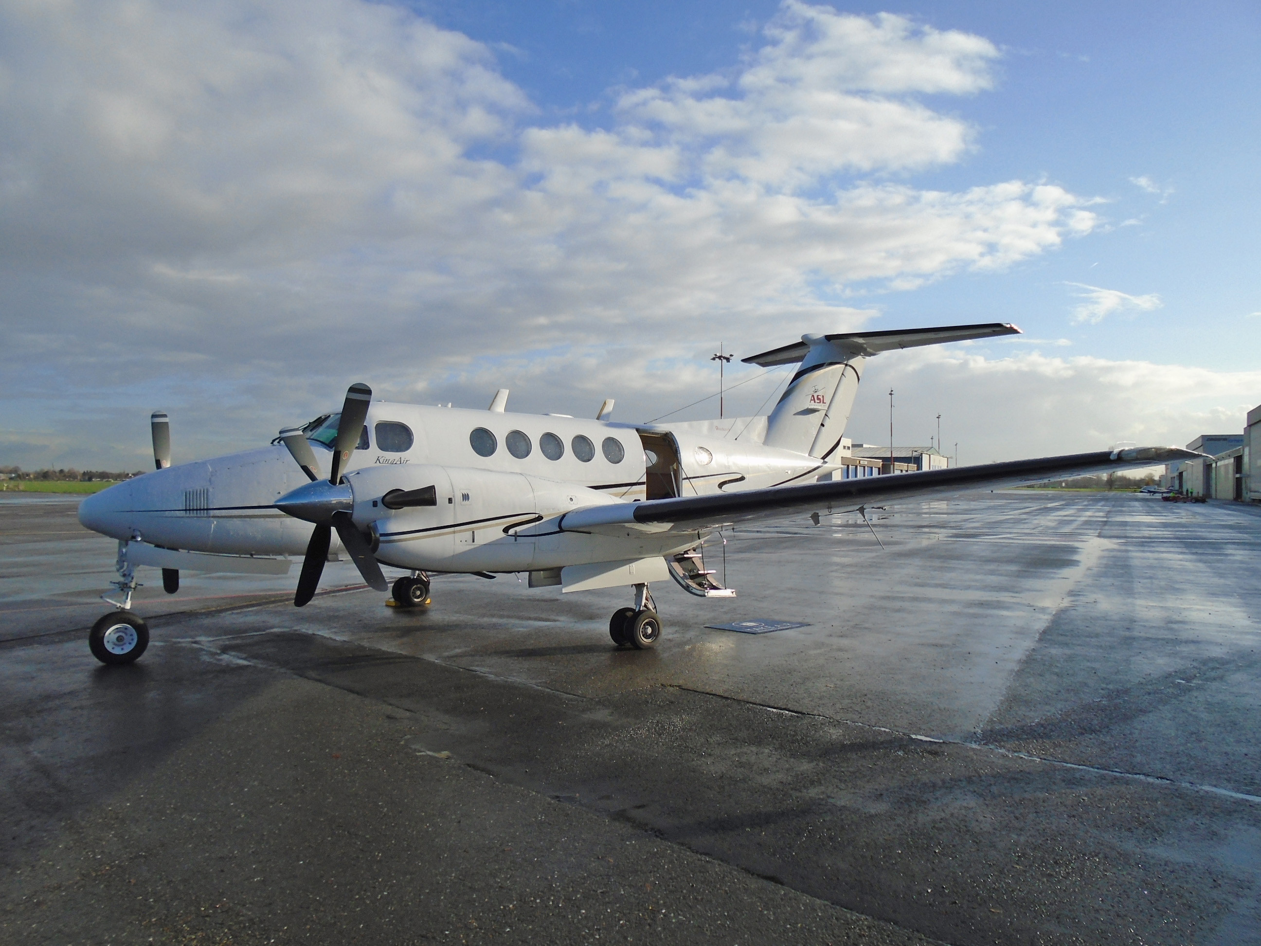 Beechcraft-exterior.jpg